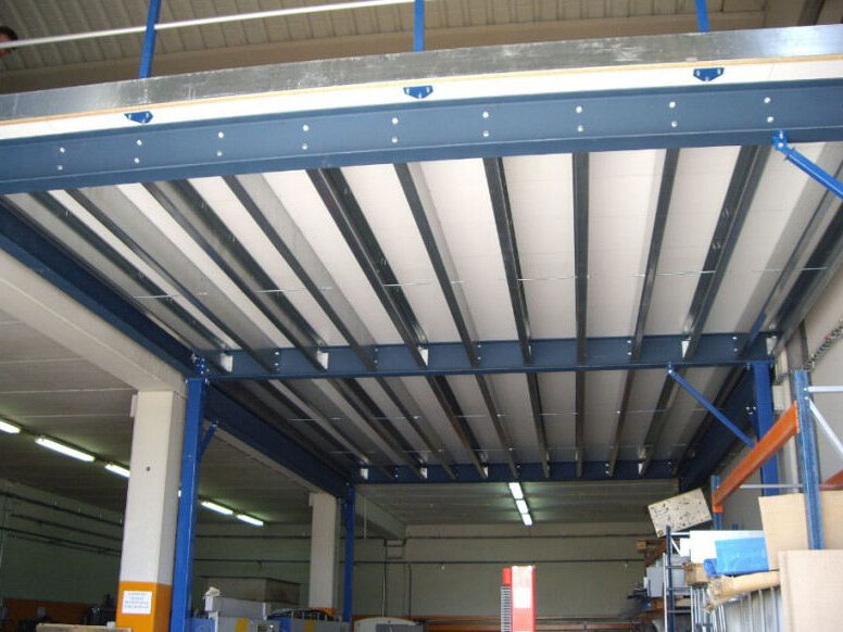 Chipboards with white bottom side